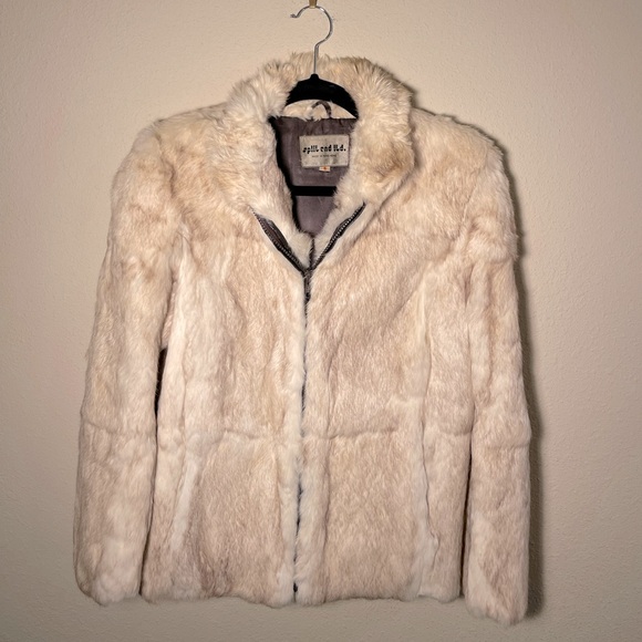VINTAGE Rabbit Fur Coat - Picture 2 of 8